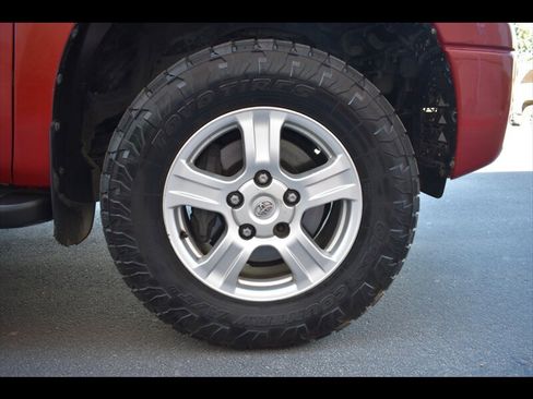 Used 2013 Toyota Tundra Limited image 35