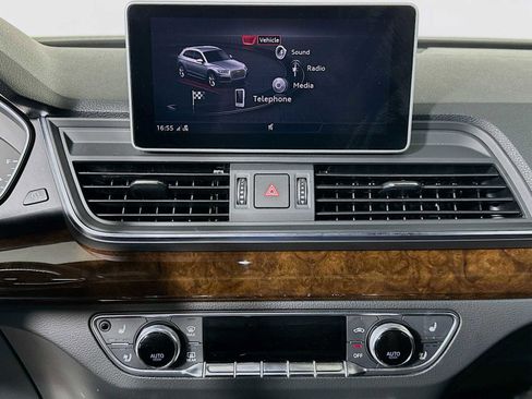 Used 2019 Audi Q5 2.0T Premium Plus w/ Premium Plus Package image 13