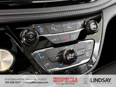 New 2026 Chrysler Pacifica Limited w/ S Appearance Package AWD/4WD image 27