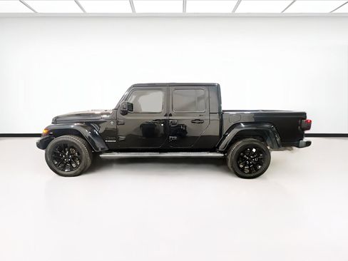 Used 2021 Jeep Gladiator Overland image 21