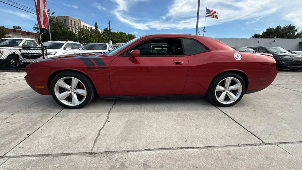 Used 2009 Dodge Challenger R/T RWD image 10