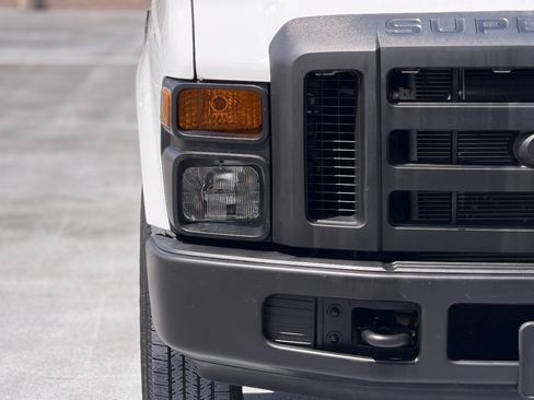 Used 2008 Ford F250 XL RWD image 24