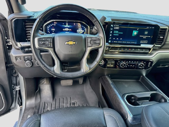 Used 2024 Chevrolet Silverado 3500 LTZ w/ LTZ Premium Package AWD/4WD image 24