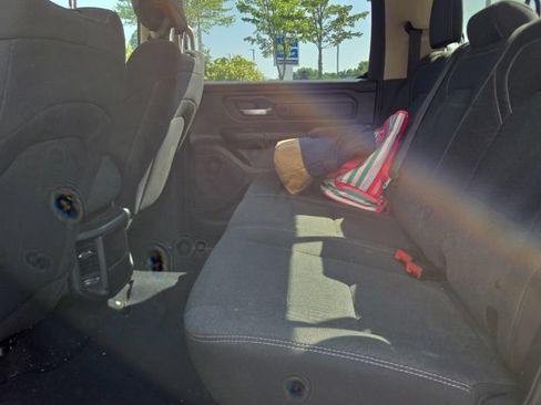 Used 2019 RAM 1500 Tradesman AWD/4WD image 11