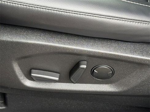 Certified 2024 Ford Edge SEL w/ Convenience Package image 7