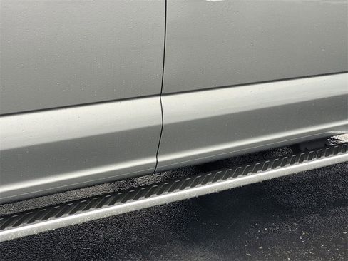 Used 2022 Ford F150 XLT w/ Equipment Group 302A High image 11