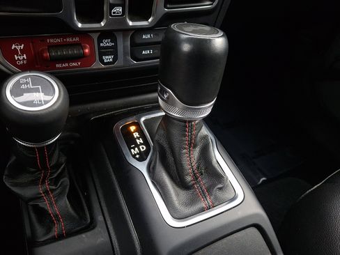 Used 2023 Jeep Wrangler Unlimited Rubicon w/ Cold Weather Group image 14