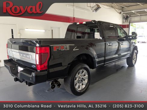 Used 2022 Ford F250 Platinum AWD/4WD image 4