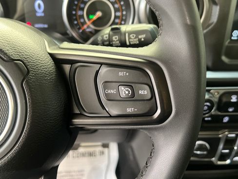 Used 2023 Jeep Wrangler Unlimited Sport AWD/4WD image 24
