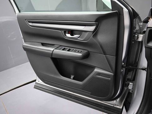 Used 2023 Honda CR-V EX image 11