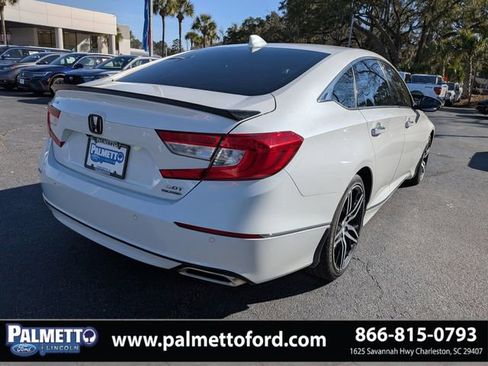 Used 2021 Honda Accord Touring image 4