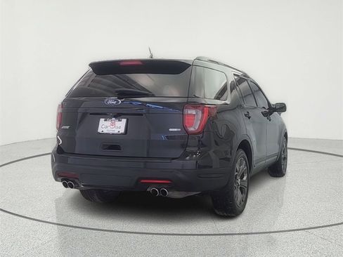 Used 2018 Ford Explorer Sport image 7