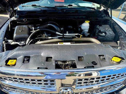 Used 2017 RAM 1500 Laramie AWD/4WD image 21