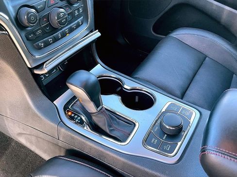 Used 2018 Jeep Grand Cherokee Trailhawk w/ Trailhawk Luxury Group image 16