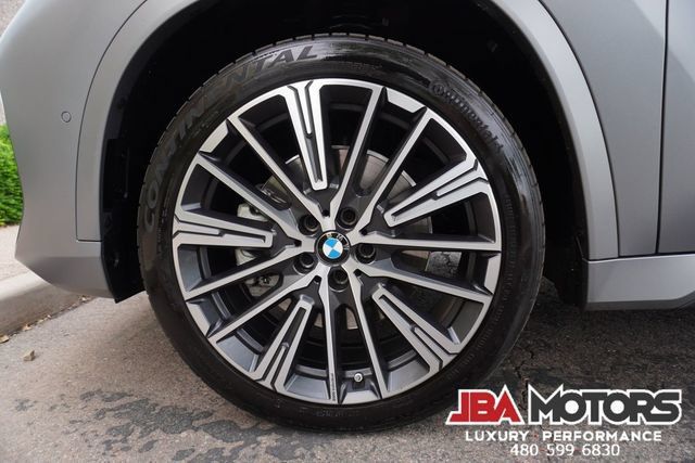 Used 2023 BMW X1 xDrive28i w/ Premium Package AWD/4WD image 30