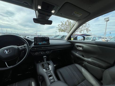 Used 2025 Honda HR-V EX-L image 35