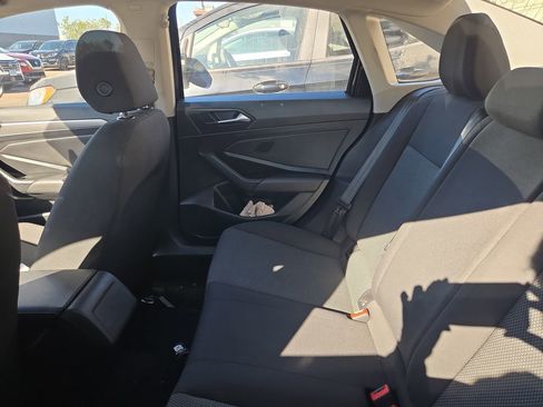 Used 2020 Volkswagen Jetta S image 10
