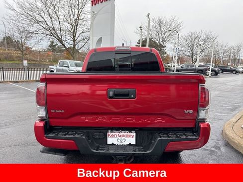 Certified 2022 Toyota Tacoma TRD Sport image 6