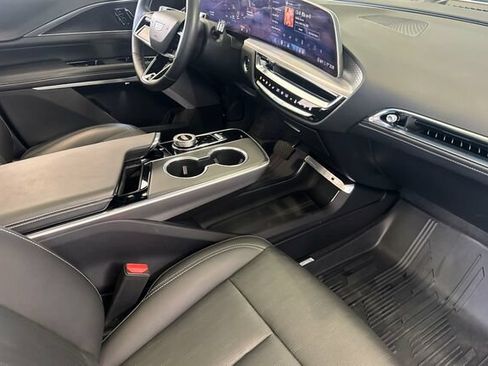 Certified 2025 Cadillac Lyriq Luxury w/ LPO, Floor Liner Package AWD/4WD image 15