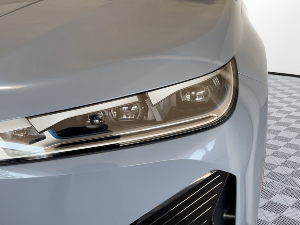Certified 2024 BMW iX xDrive50 w/ Premium Package AWD/4WD image 9