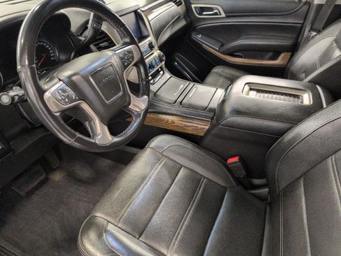 Used 2019 GMC Yukon Denali w/ Denali Ultimate Package AWD/4WD image 9