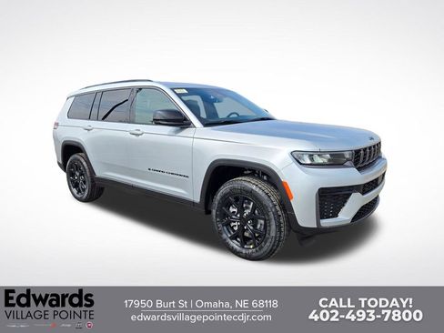 New 2026 Jeep Grand Cherokee L 4WD image 1