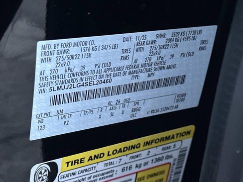 New 2025 Lincoln Navigator Reserve w/ Jet Appearance Package image 38