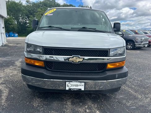 Used 2024 Chevrolet Express 2500 w/ Driver Convenience Package RWD image 2
