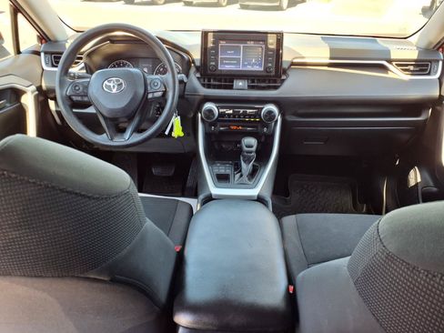 Used 2019 Toyota RAV4 LE w/ All Weather Liner Package AWD/4WD image 18