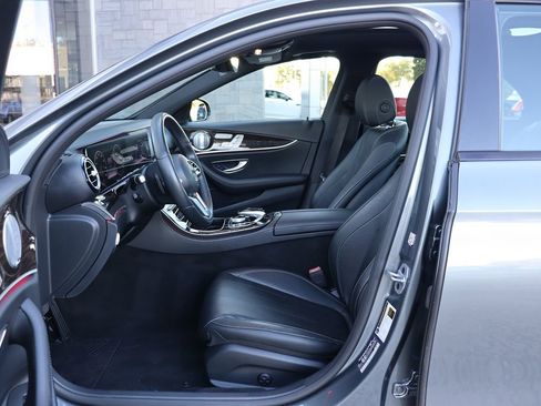 Used 2019 Mercedes-Benz E 450 4MATIC Sedan w/ Premium Package image 30