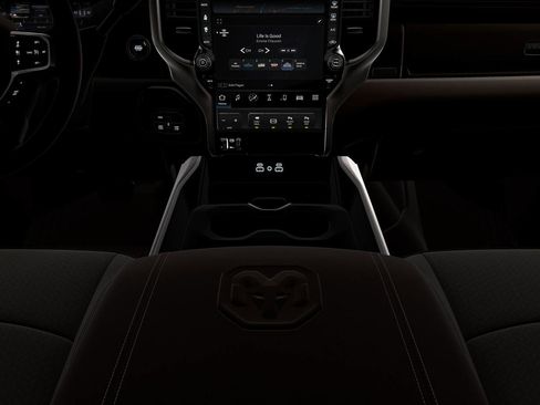 New 2026 RAM 2500 Laramie AWD/4WD image 5