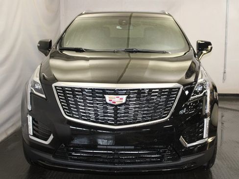 New 2025 Cadillac XT5 Luxury image 3