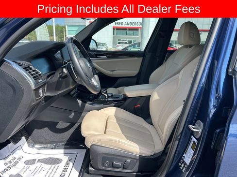 Used 2024 BMW X3 xDrive30i AWD/4WD image 2