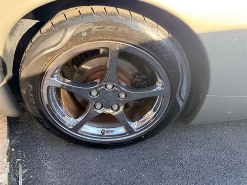 Used 2000 Chevrolet Corvette Convertible w/ Memory Pkg image 36