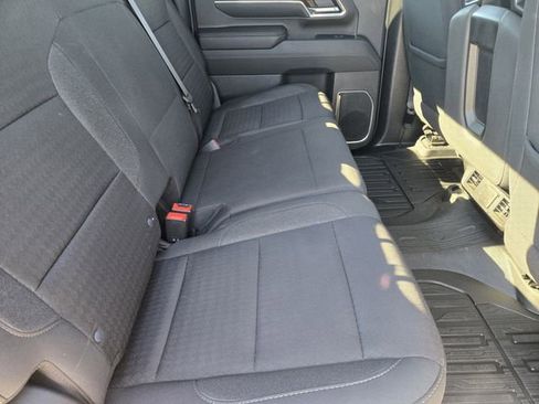 Used 2024 GMC Sierra 2500 SLE w/ SLE Value Package; image 32