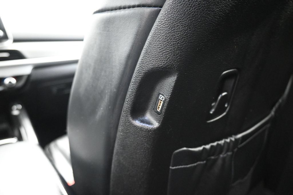 Used 2021 Kia Telluride S AWD/4WD image 36