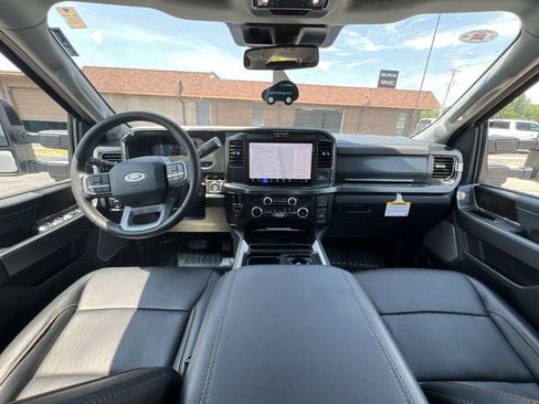 Used 2025 Ford F250 Lariat w/ Black Appearance Package AWD/4WD image 20
