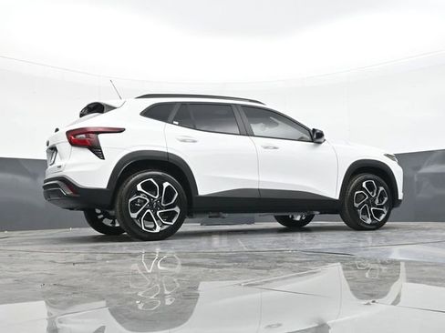 New 2026 Chevrolet Trax RS w/ Sunroof Package image 47