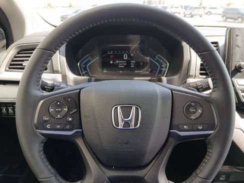 Used 2024 Honda Odyssey EX-L image 10