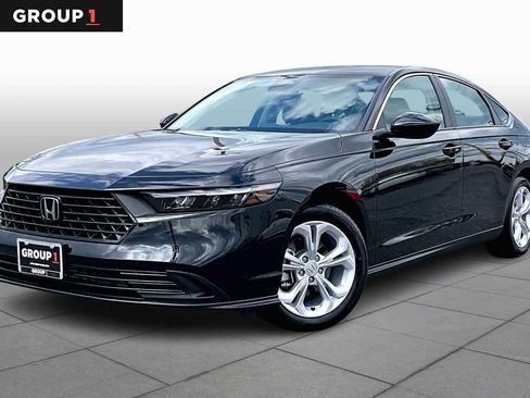 Used 2025 Honda Accord LX image 1