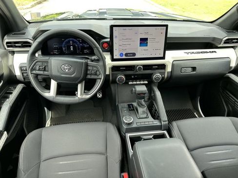 Used 2024 Toyota Tacoma TRD Sport RWD image 24