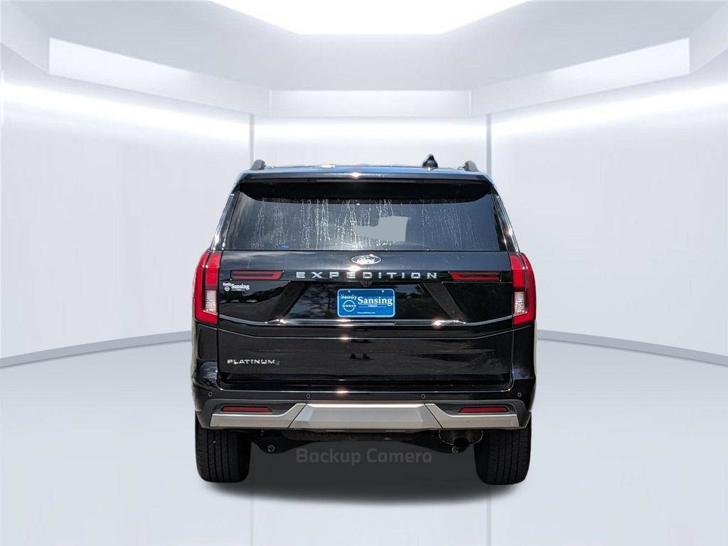 Used 2025 Ford Expedition Platinum AWD/4WD image 5
