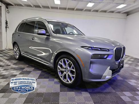 Used 2026 BMW X7 xDrive40i AWD/4WD image 2