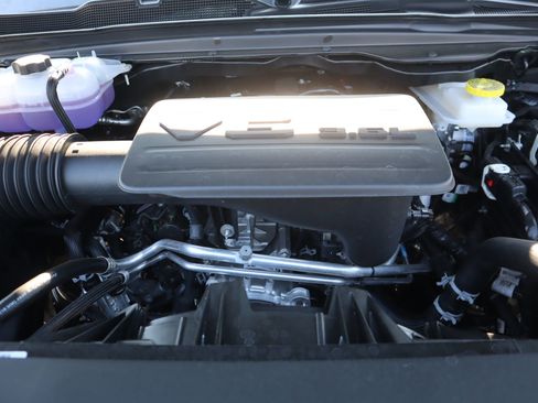 New 2026 RAM 1500 4x4 Crew Cab image 20