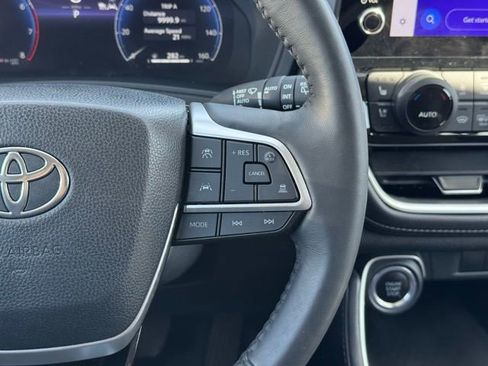 Certified 2024 Toyota Grand Highlander Limited AWD/4WD image 29