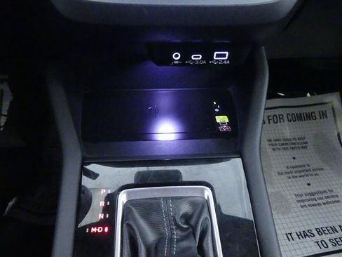 Used 2025 Subaru Forester Limited AWD/4WD image 13