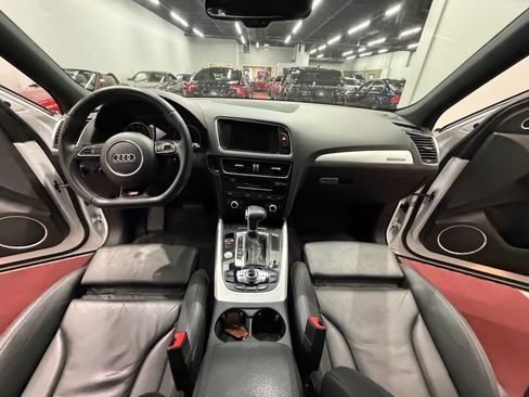 Used 2013 Audi Q5 3.0T Prestige AWD/4WD image 35