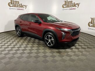 Used 2024 Chevrolet Trax RS w/ Driver Confidence Package FWD video 1