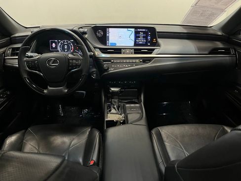 Used 2019 Lexus ES 350 Ultra Luxury w/ Accessory Package 2 FWD image 21