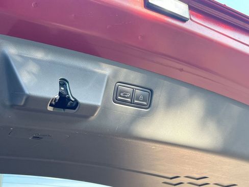 Used 2025 Hyundai Santa Fe SEL image 23